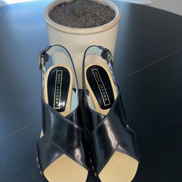 Marc Jacobs Black Studded Leather Clogs Brand New Size 37 EU/ 7 US MSR ($495) - Picture 4 of 4